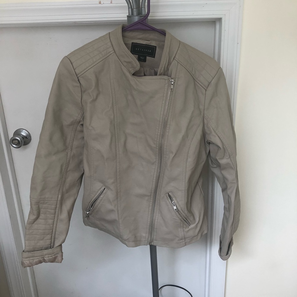 Jacket - Picture 2 of 3